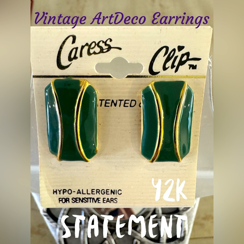 Vintage Y2K Art Deco Earrings Green Gold